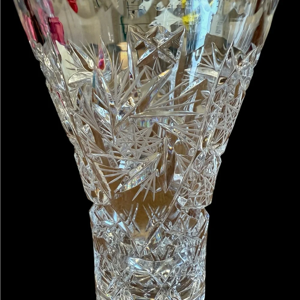 Elegant Bohemian Cut Crystal Vase
